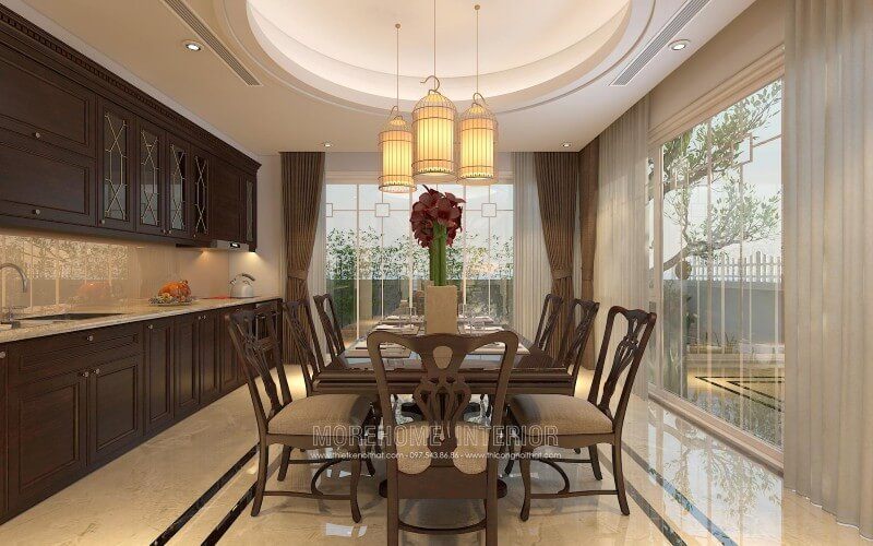 Tủ bếp gỗ tự nhiên nhập khẩu với tone màu nâu chủ đạo đã góp phần tạo nên một không gian bếp ấm cúng và sang trọng hơn, đẳng cấp hơn cả.